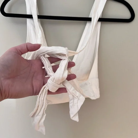 Trendy Tex Collection White Crop Top - Picture 3 of 4